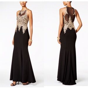 XSCAPE Floral-Lace Mermaid Gown